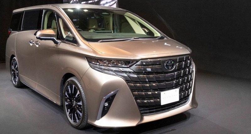 Asuransi Mobil -Toyota Alphard TNGA