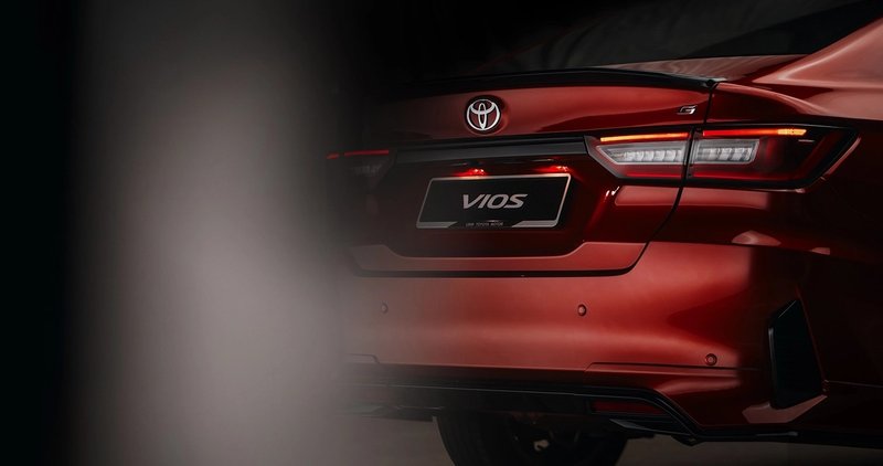 bagian belakang Toyota Vios - asuransi mobil